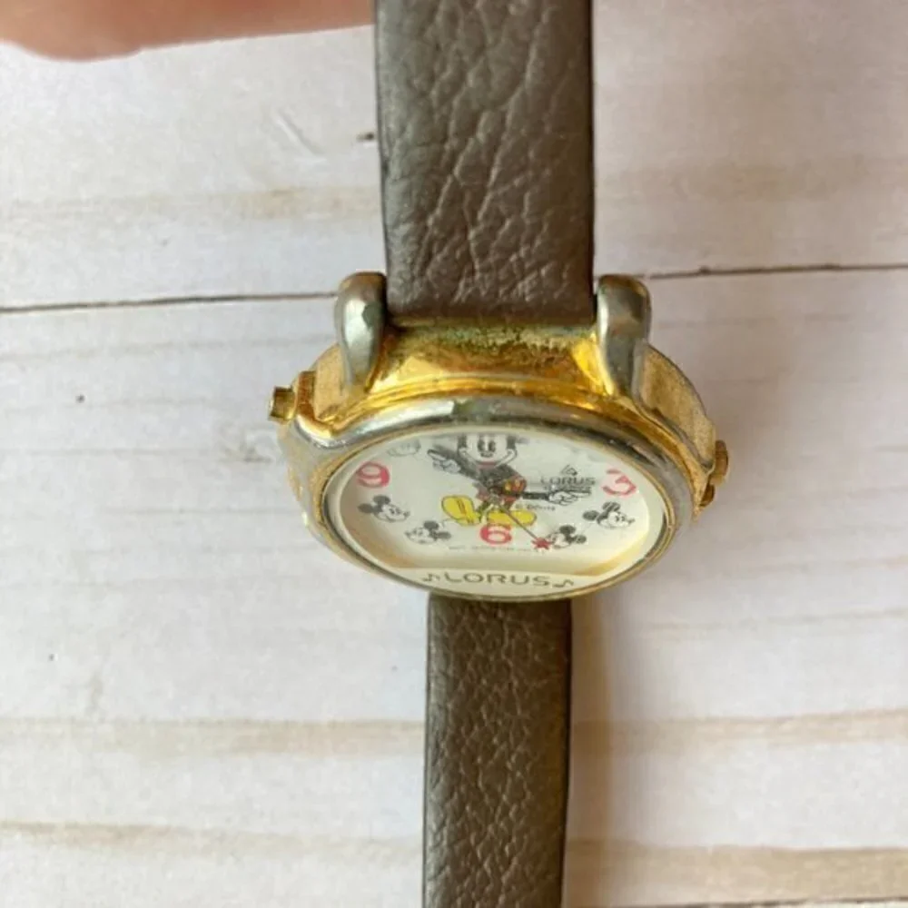 Lorus Vintage 1980's Disney Mickey Mouse Singing Watch with Leather Band